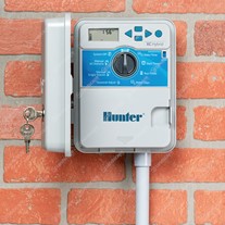Hunter XC Hybrid 9v Battery Powered Controllers