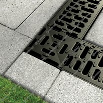 ACO HexDrain® Channels with Black Composite Grating